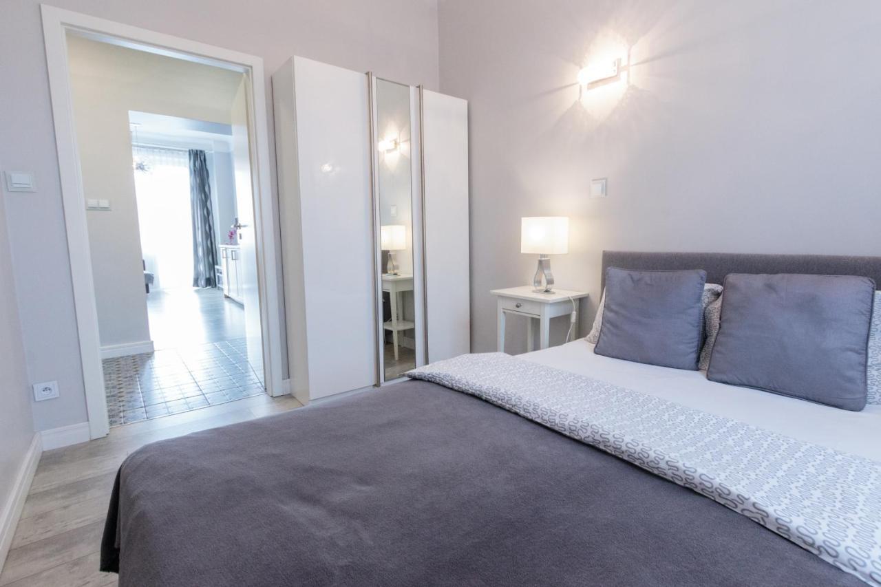 Rental Apartments Krochmalna Warszawa Exteriör bild